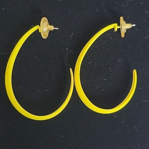 Earring Bundle Six Pairs - Picture 7 of 9